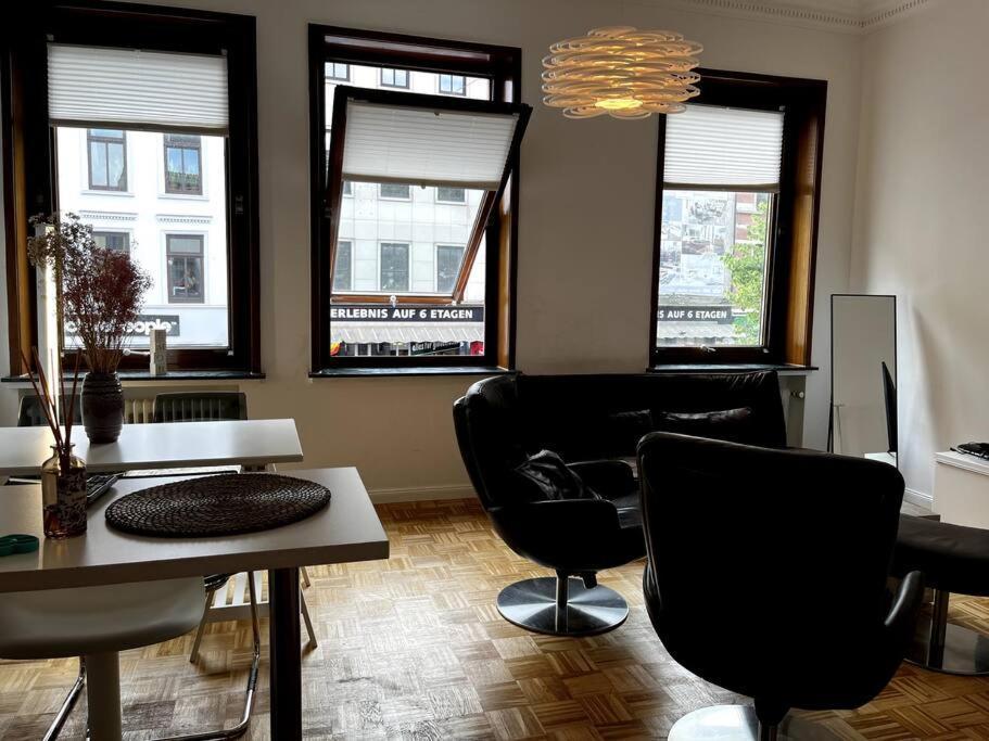 Exklusive Wohnung Mitten Im Schoensten Viertel Bremen Bagian luar foto